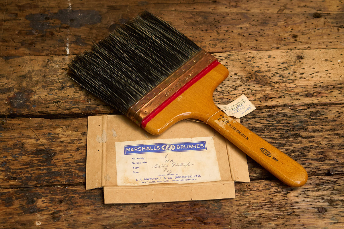 Large Noble Paintbrush - 7oz