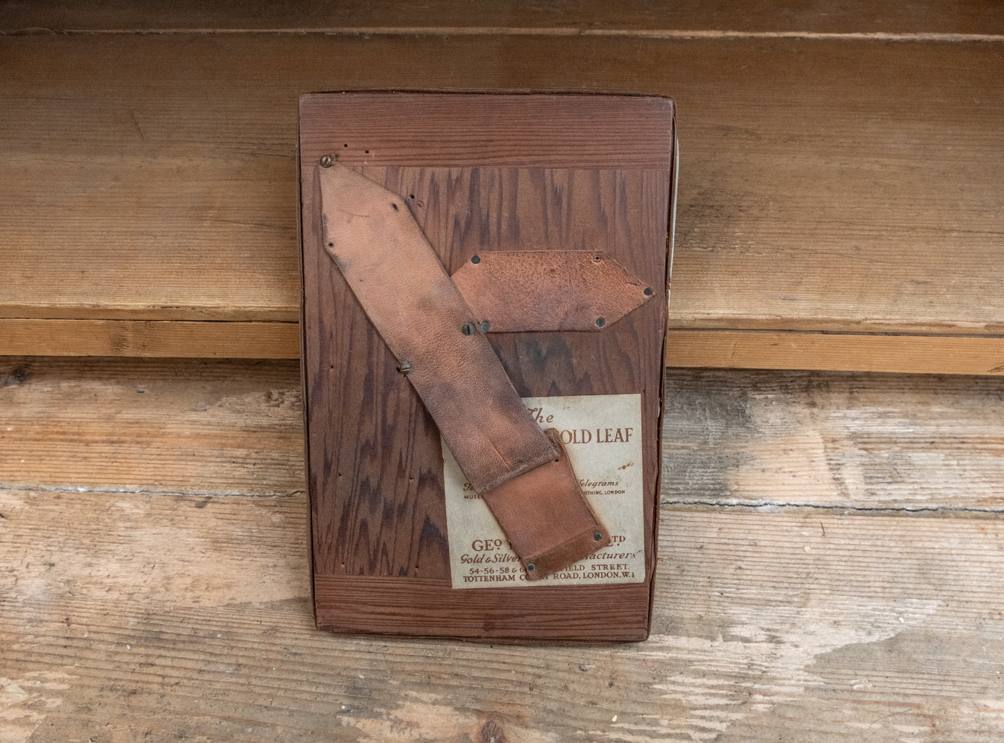 Vintage Gold Leaf Guard