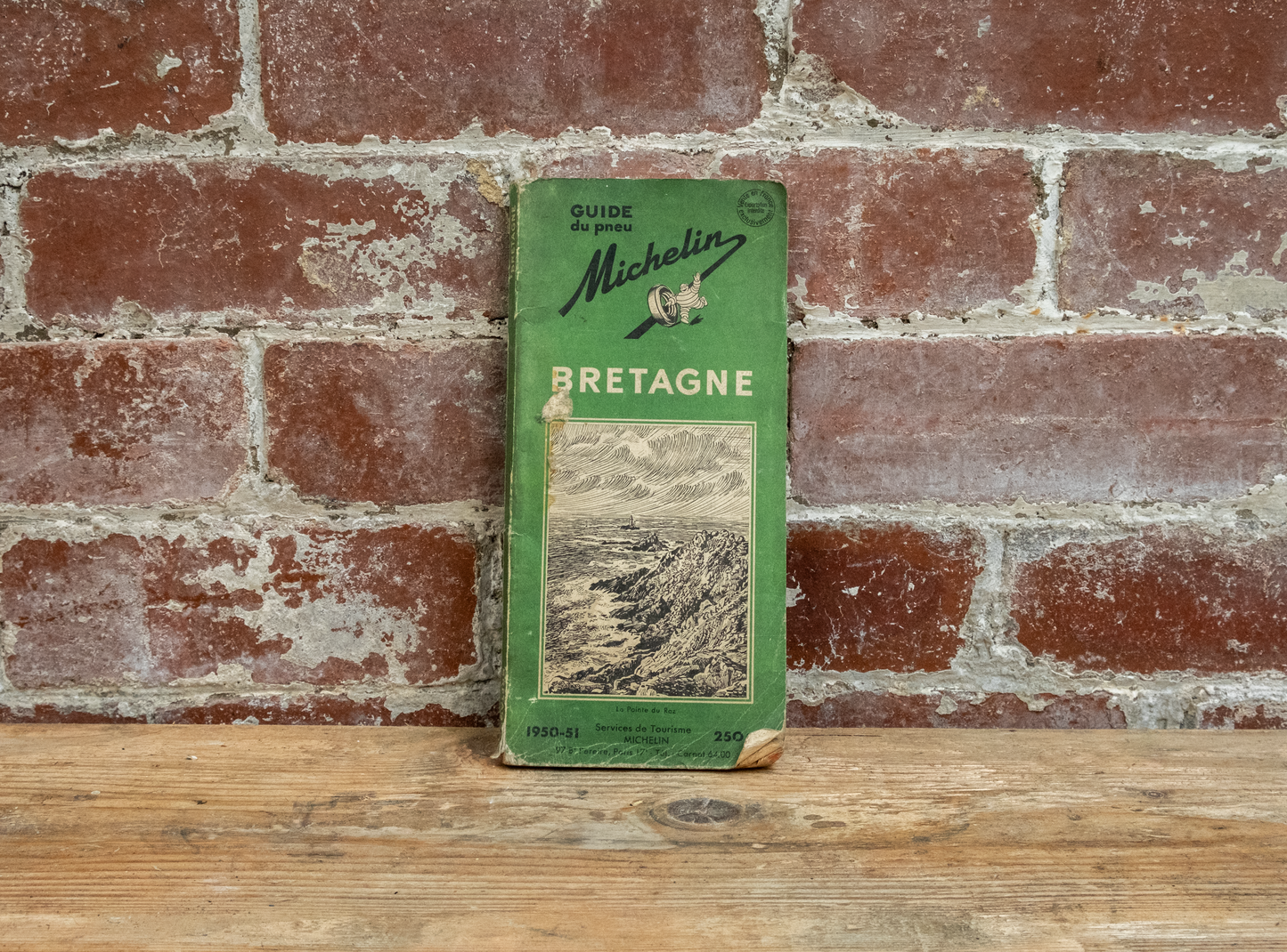 Vintage Michelin Guide of Bretagne