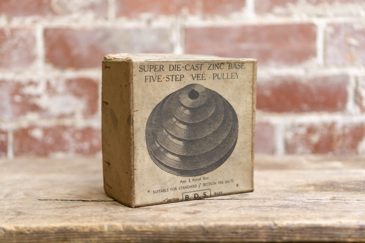 'Vee Pulley' Cardboard Box