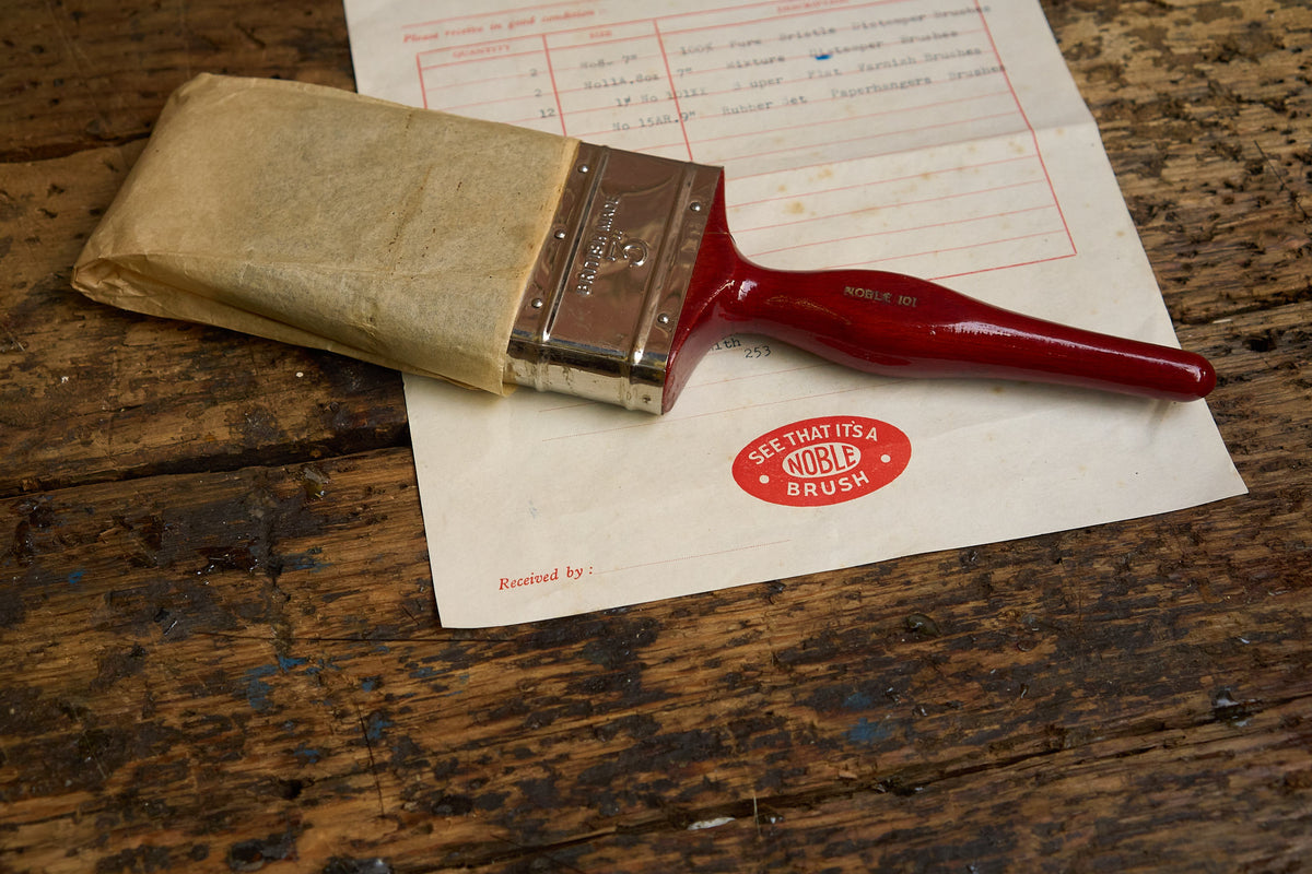 Noble 101 Red Paintbrush