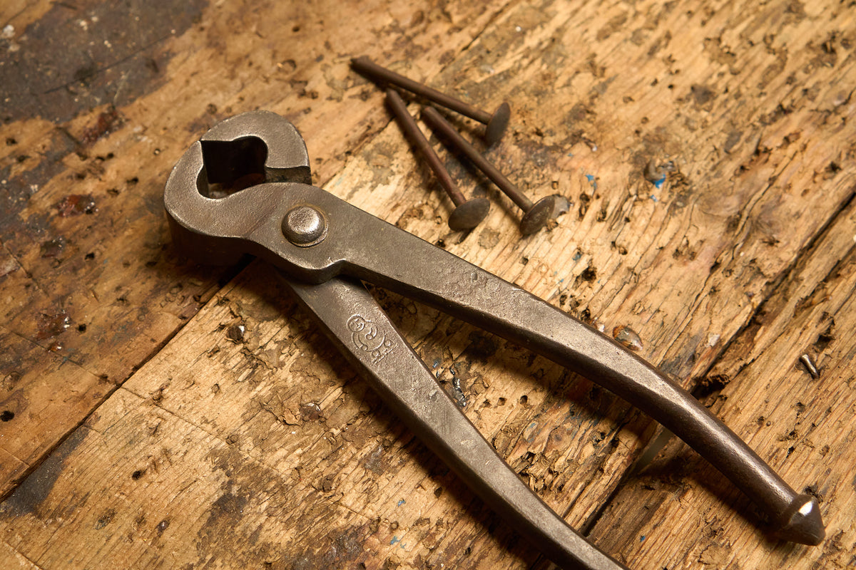 Carpenter's Pincer