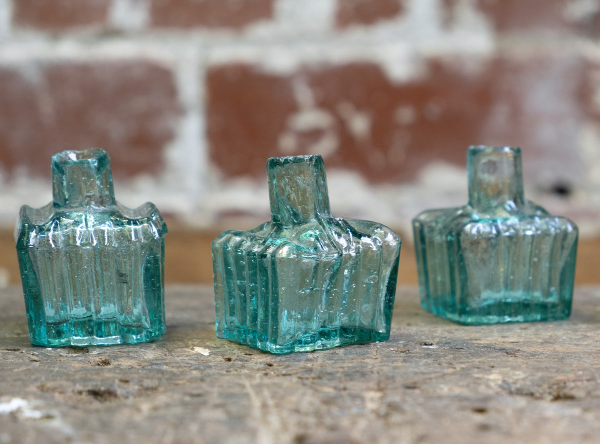 Viktorianisches Tintenfass aus Glas, Tintentöpfe – Goods In