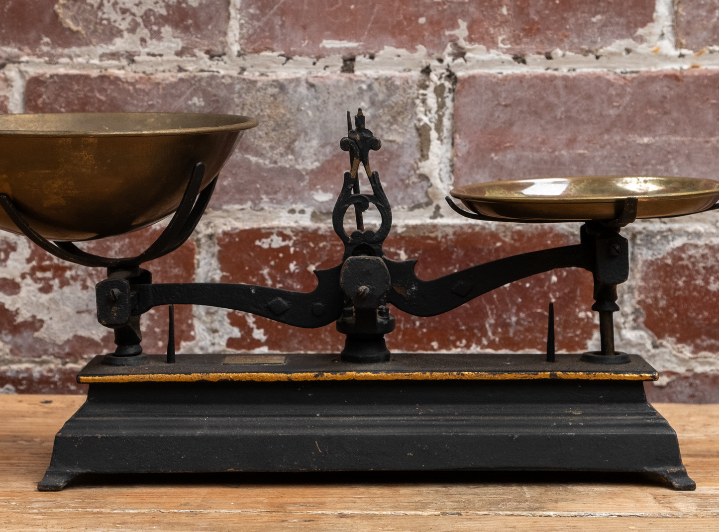 Vintage Chemist's Scales