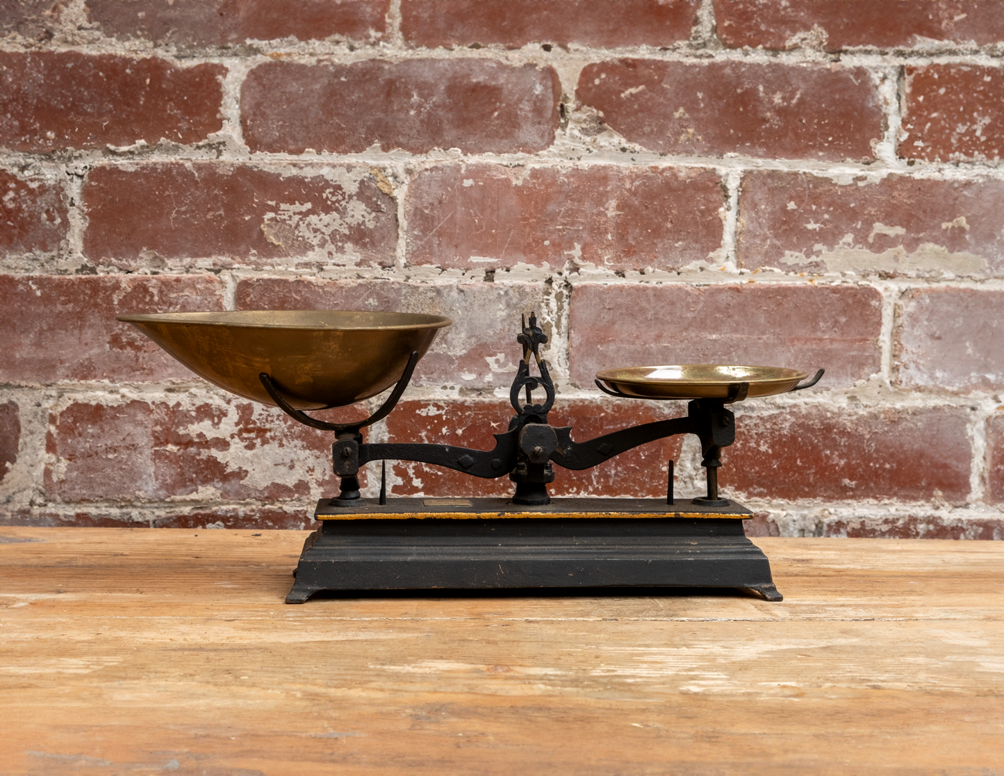 Vintage Chemist's Scales