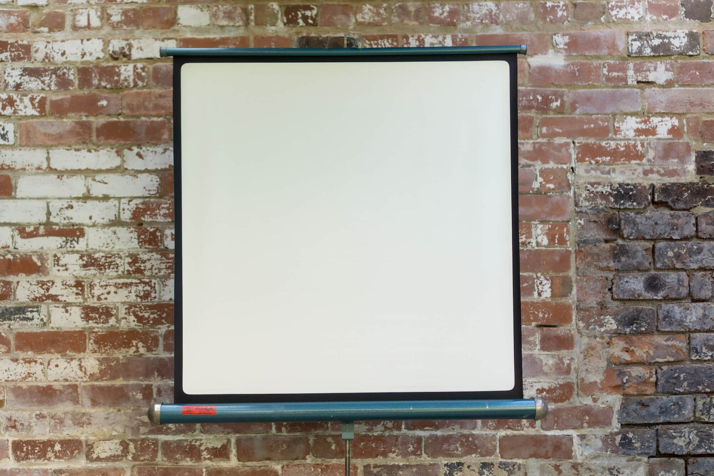 'Starlight' Portable Projection Screen